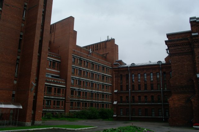 Полиграфический институт в москве